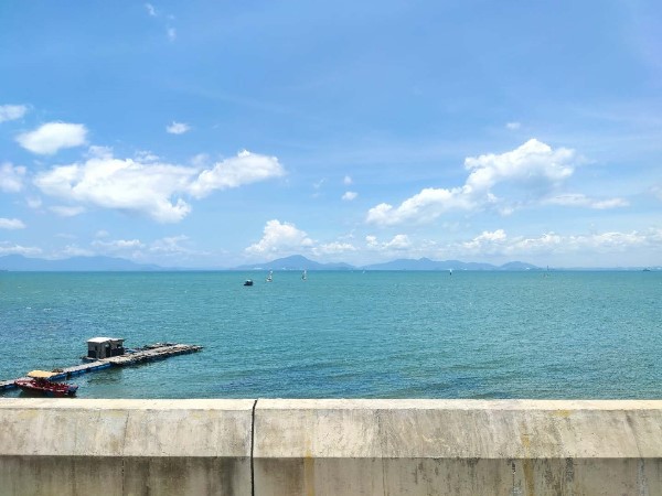 炎炎夏日，碧水蓝天。德力数控夏季团建拓展之旅